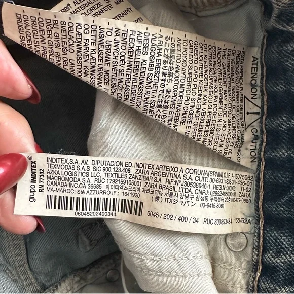 ZARA Rare Utility Cargo Jeans | Wide-Leg w/ Strap & Ring Details Size 2 - Picture 14 of 14